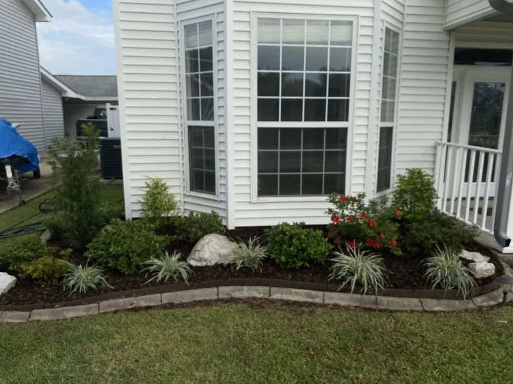 Trusted lawn mowing service in Pearl River, LA - LandScapes