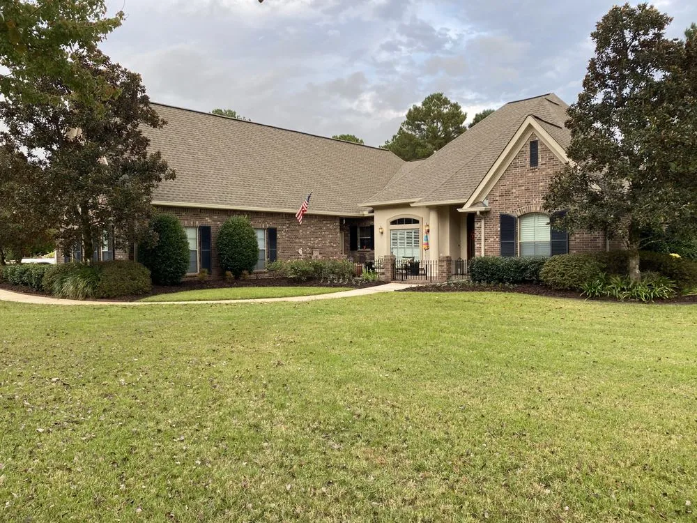 Professional yard cleanup service for residential properties in Pearl River, LA by LandScapes