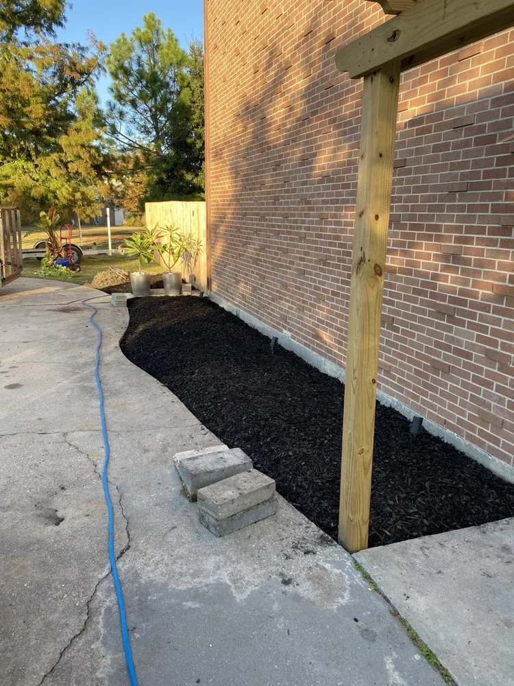 Custom lawn care service for homes in Pearl River, LA by LandScapes