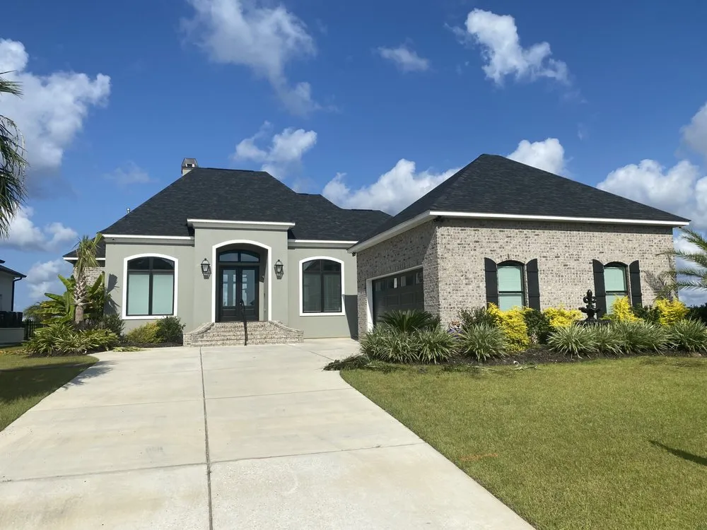 Local garden landscaping for beautiful yards across Pearl River, LA - LandScapes