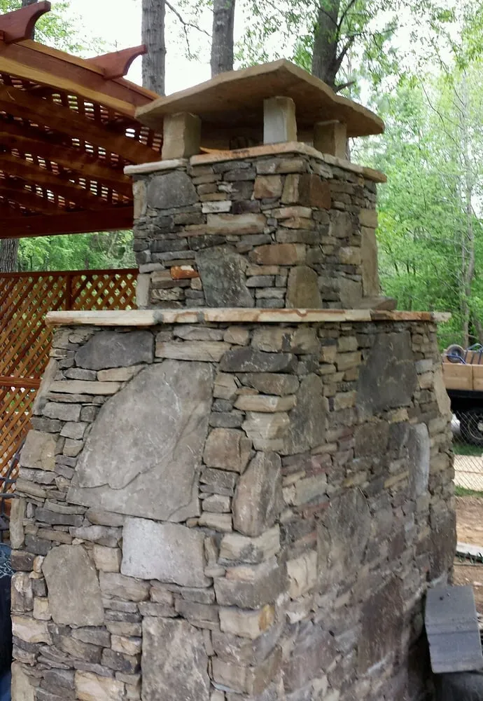 Custom residential landscaping for homes in Spartanburg, SC by Landscapes Unlimited