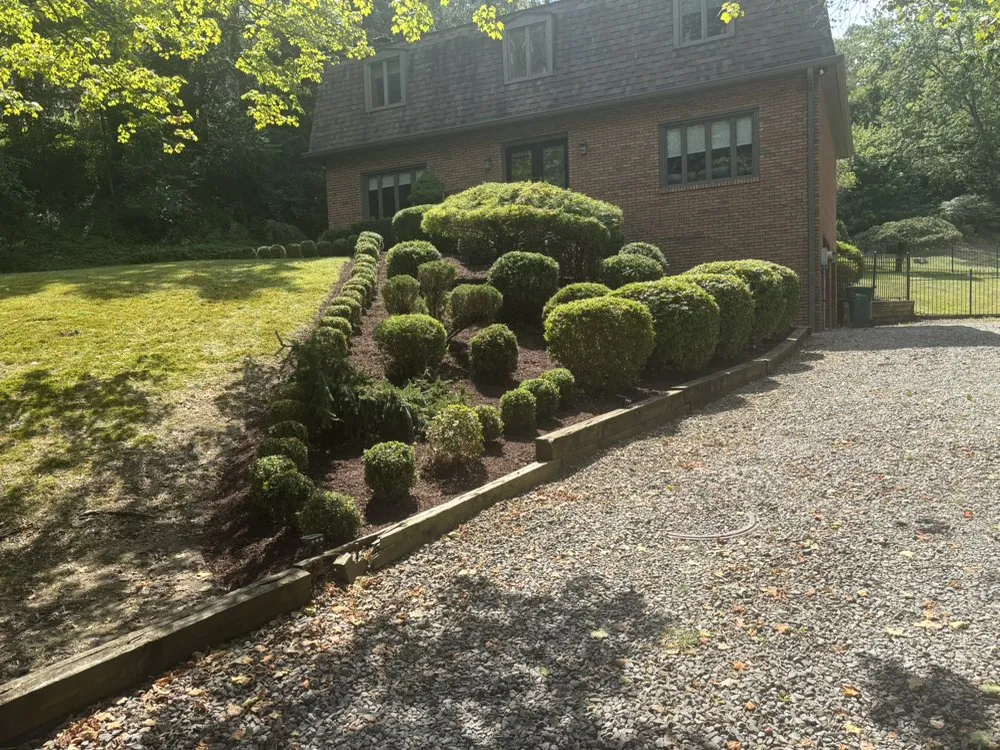 Top-rated lawn mowing service for outdoor upgrades across Trafford, PA - Landscapes Unlimited