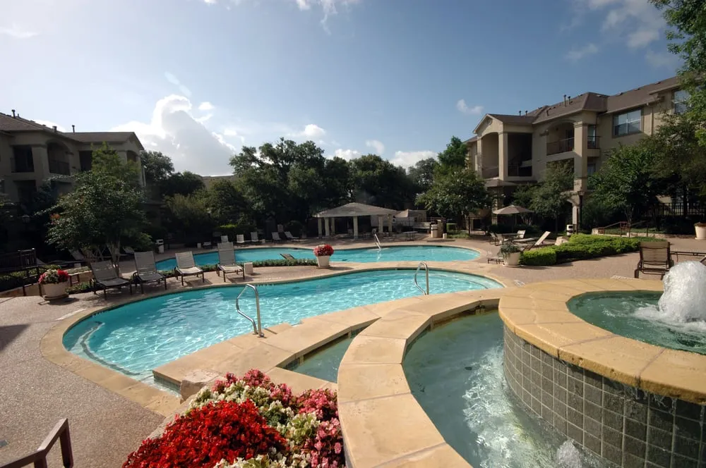 Top-rated landscape installation for year-round maintenance across Orlando, FL - Landscapes USA