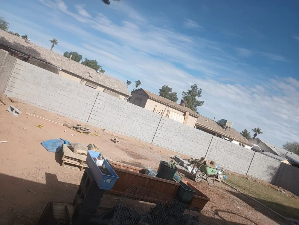 Affordable lawn care service experts serving Phoenix, AZ - Landscaping & Construction