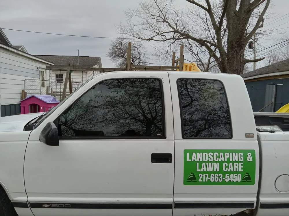 Affordable lawn mowing service in Effingham, IL - Landscaping & Lawn Care