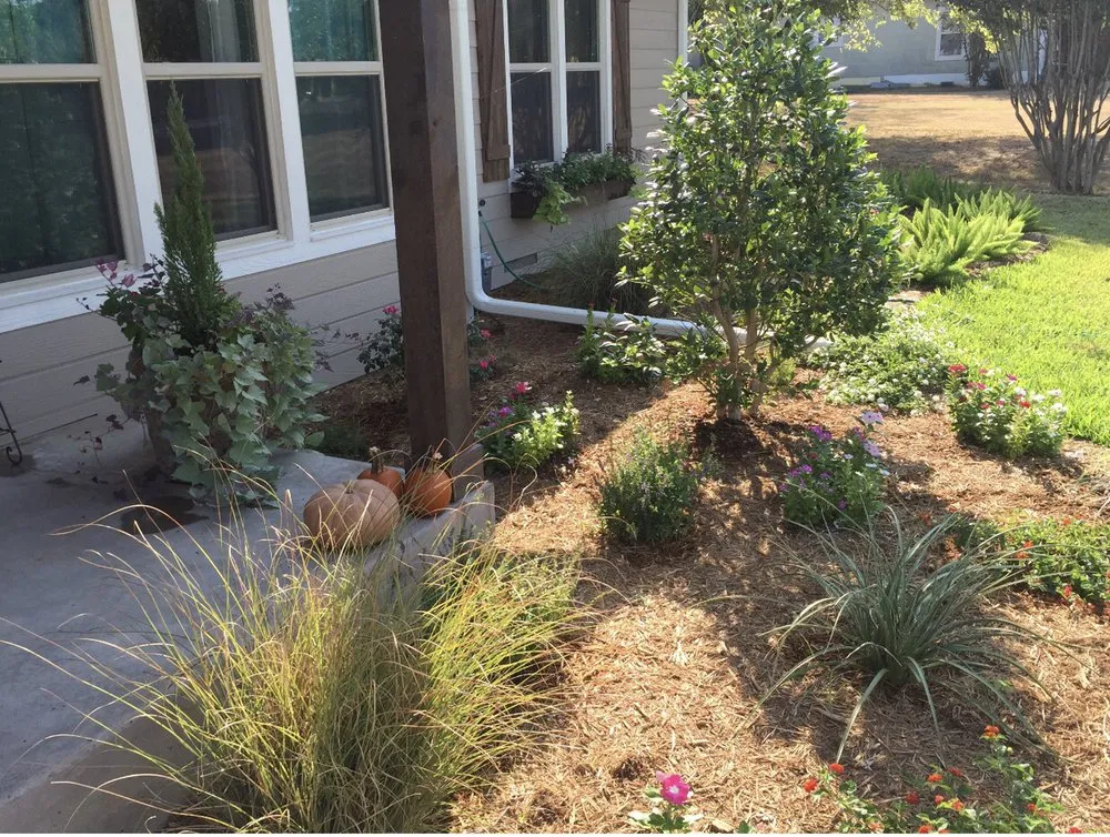 Reliable lawn mowing service in Woodway, TX - Landscaping & More