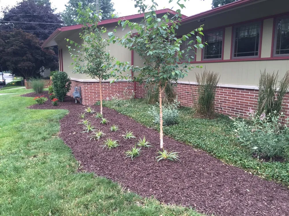 Expert yard maintenance with custom design across Darlington, IN - Landscaping & Trees by GT