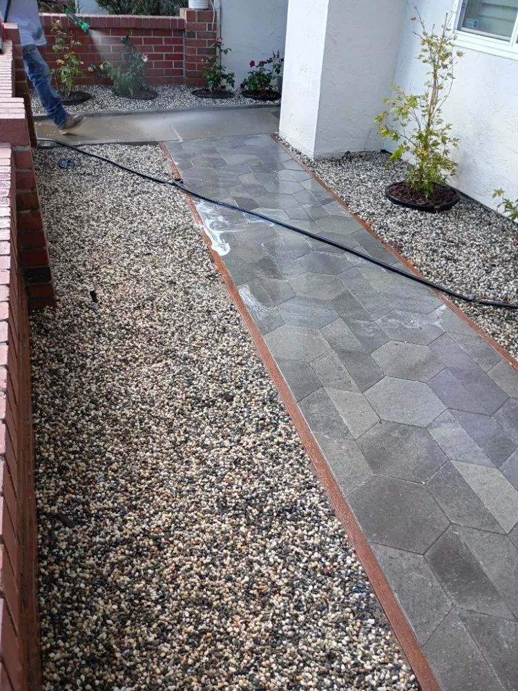 Reliable garden landscaping for residential properties across Marina, CA - Landscaping Agustin