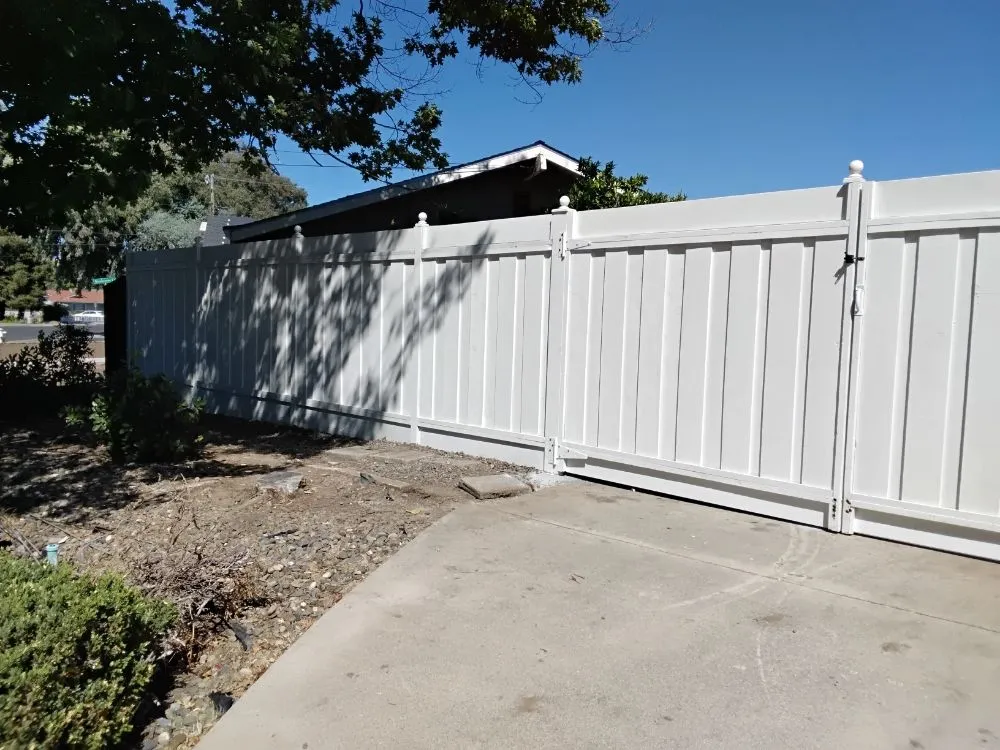 Local yard maintenance in Marina, CA by Landscaping Agustin