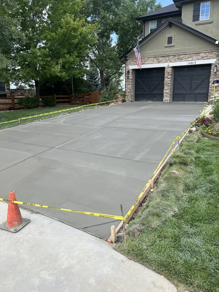 Trusted yard cleanup service in Denver, CO - Landscaping At It’s Finest