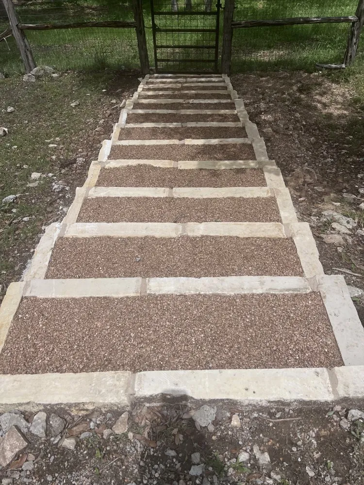 Local garden landscaping in Bastrop, TX by Landscaping Bastrop