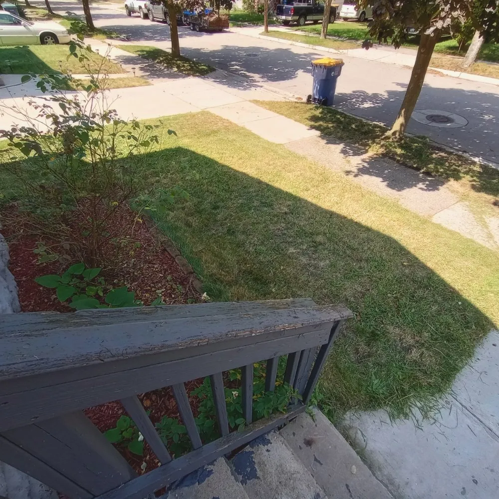 Professional lawn mowing service experts serving Grand Rapids, MI - Landscaping Brothers