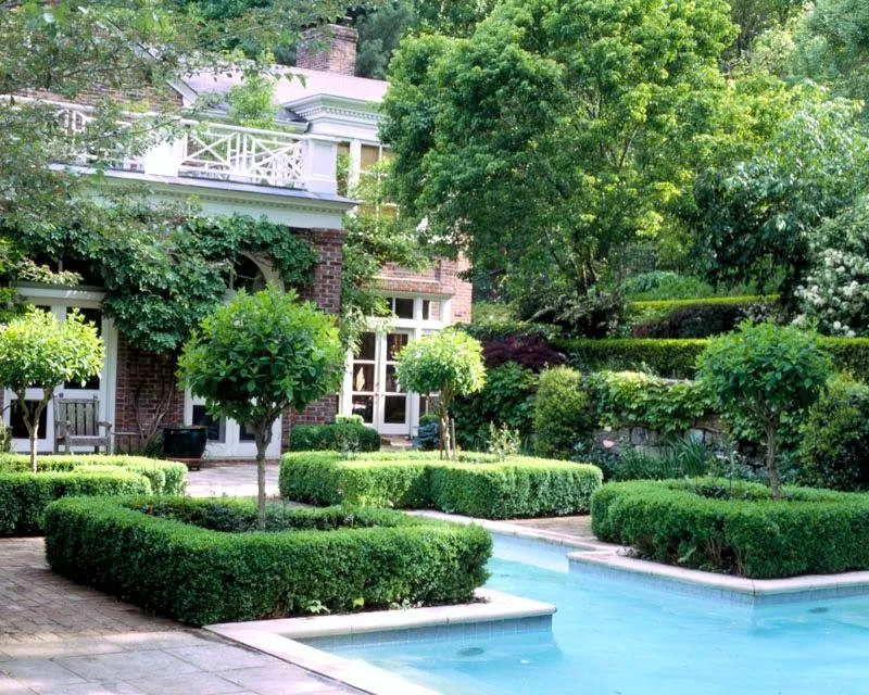 Expert yard cleanup service in Ashland City, TN - Landscaping By John E. Waller