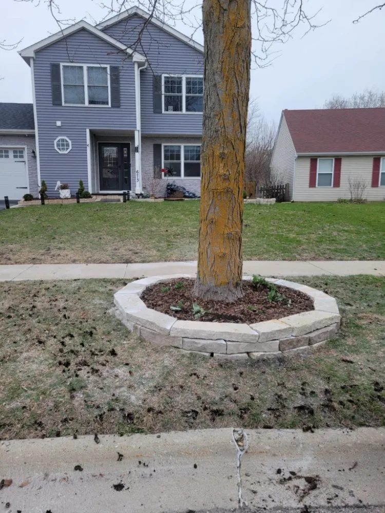 Top-rated garden landscaping in Elgin, IL by Landscaping by Jose