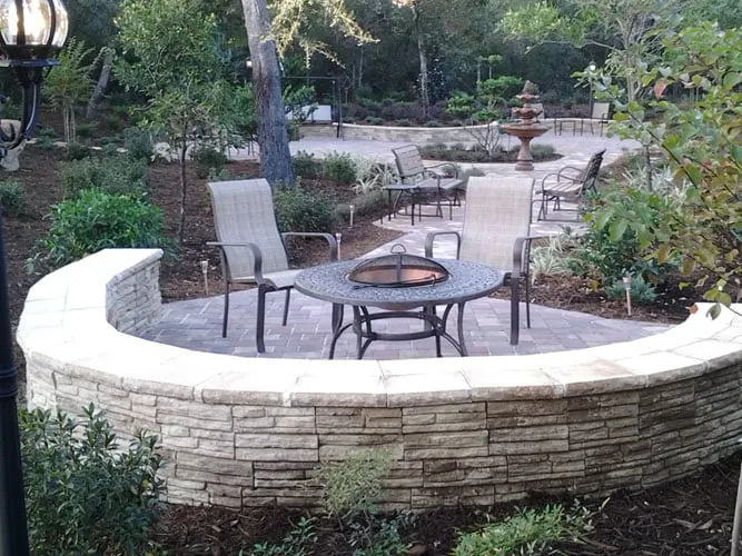 Affordable garden landscaping for year-round maintenance in Orlando, FL by Landscaping By Karl