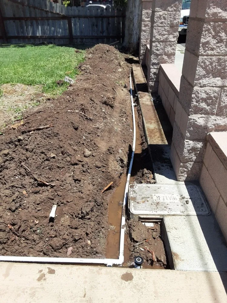 Expert lawn care service experts serving Riverbank, CA - LANDSCAPING CALZADA