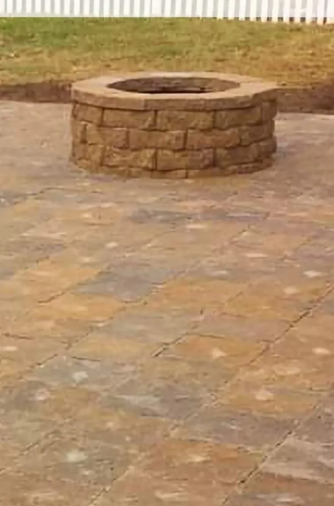 Custom landscape design for beautiful yards across High Ridge, MO - Landscaping Castillo