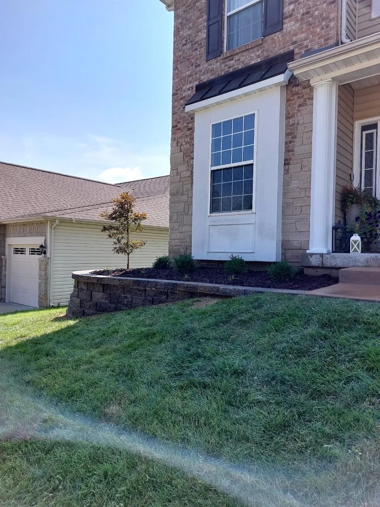 Expert garden landscaping experts serving High Ridge, MO - Landscaping Castillo