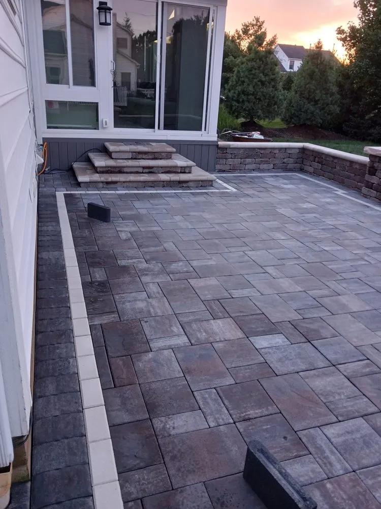 Top-rated outdoor landscaping for residential properties across Columbus, OH - Landscaping Chalino