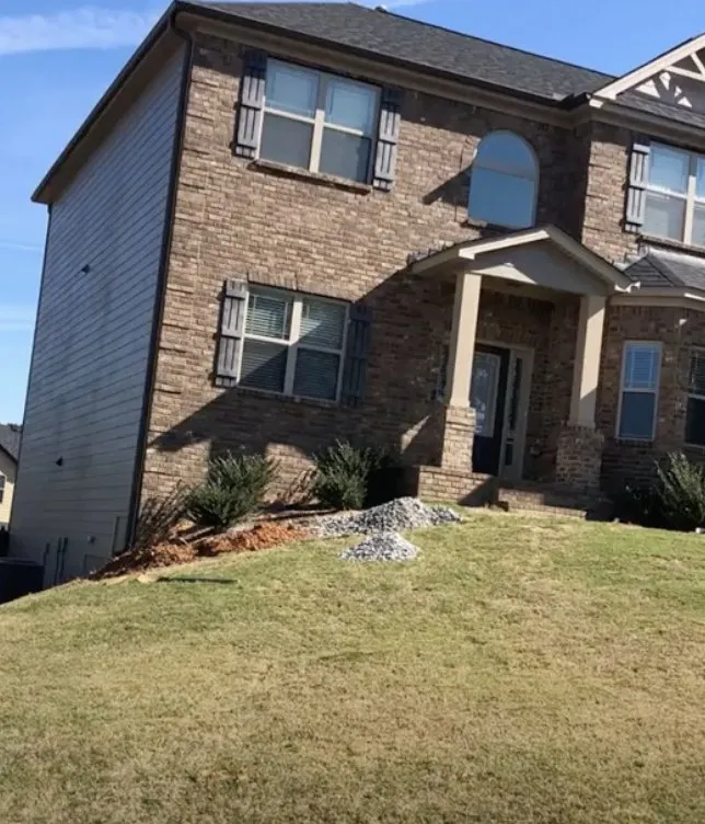 Trusted garden landscaping with custom design across Stockbridge, GA - Landscaping Company by Momin