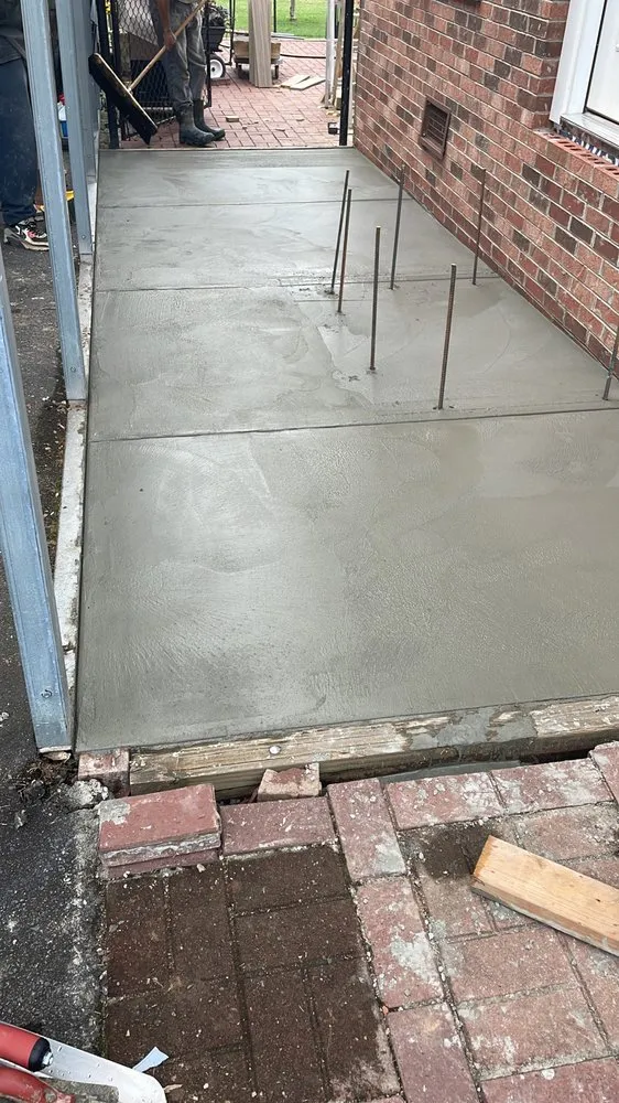 Top-rated lawn mowing service in Winston-Salem, NC - Landscaping Concrete to Masonry