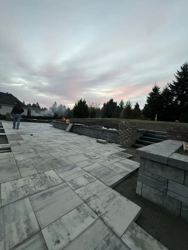Custom residential landscaping experts serving Covington, WA - Landscaping Construction