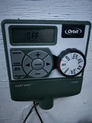 Landscaping Del Sol Logo