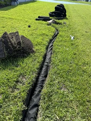 Landscaping Emmanuel Logo