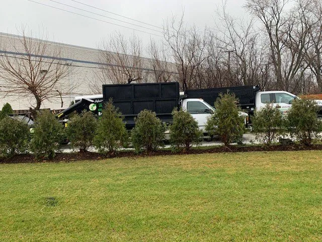 Professional yard cleanup service in Des Plaines, IL by Landscaping Express First