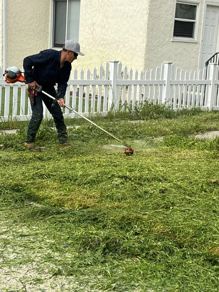 Local landscape design with custom design across Oxnard, CA - Landscaping Garden Cleaning Service Soto