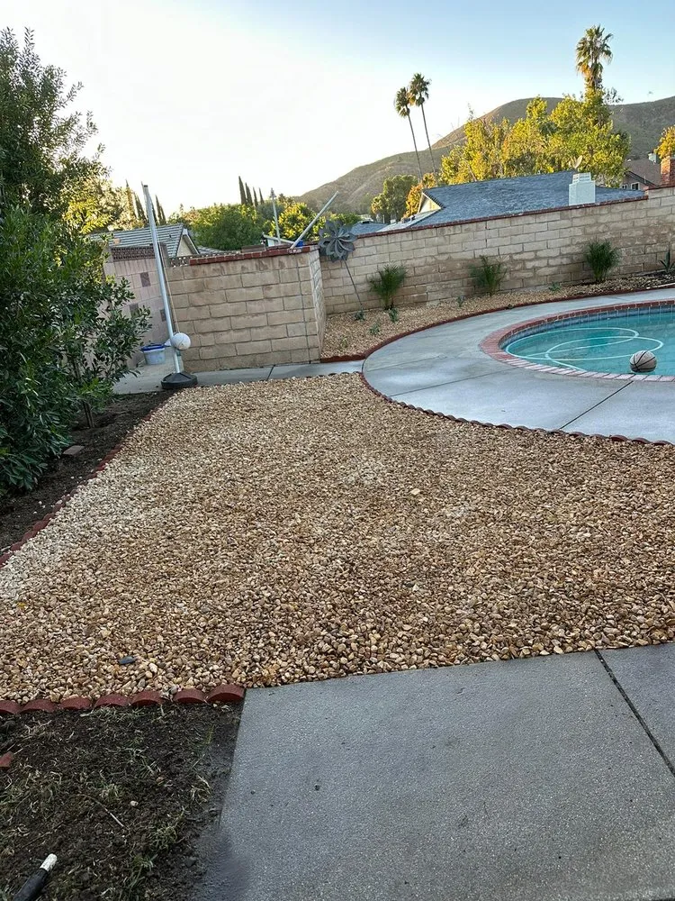 Affordable lawn mowing service for homes in Oxnard, CA by landscaping Garden service Madera