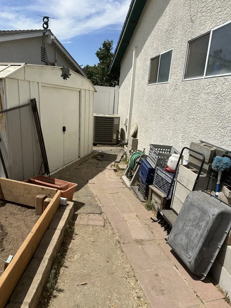 Top-rated outdoor landscaping for beautiful yards in Oxnard, CA by landscaping Garden service Madera