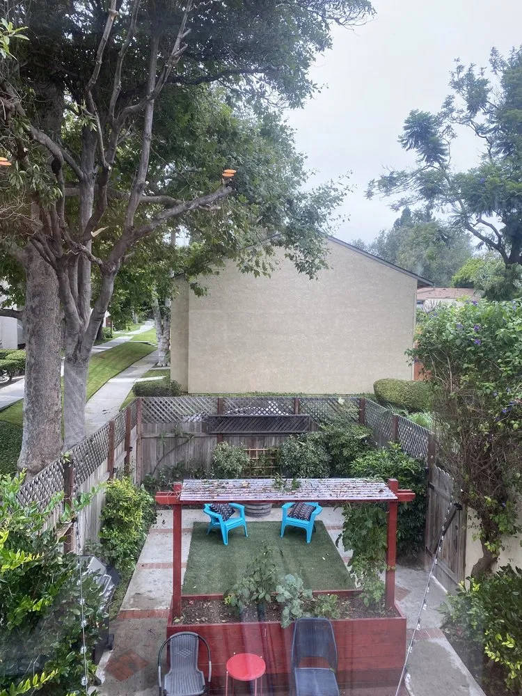 Professional yard cleanup service for outdoor upgrades across Oxnard, CA - Landscaping Garden Service Soto