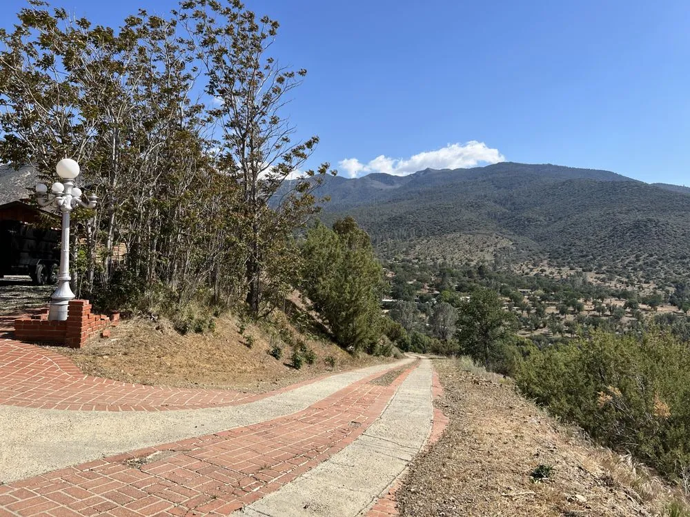 Trusted landscaping services for homes across Bakersfield, CA - Landscaping Haulers