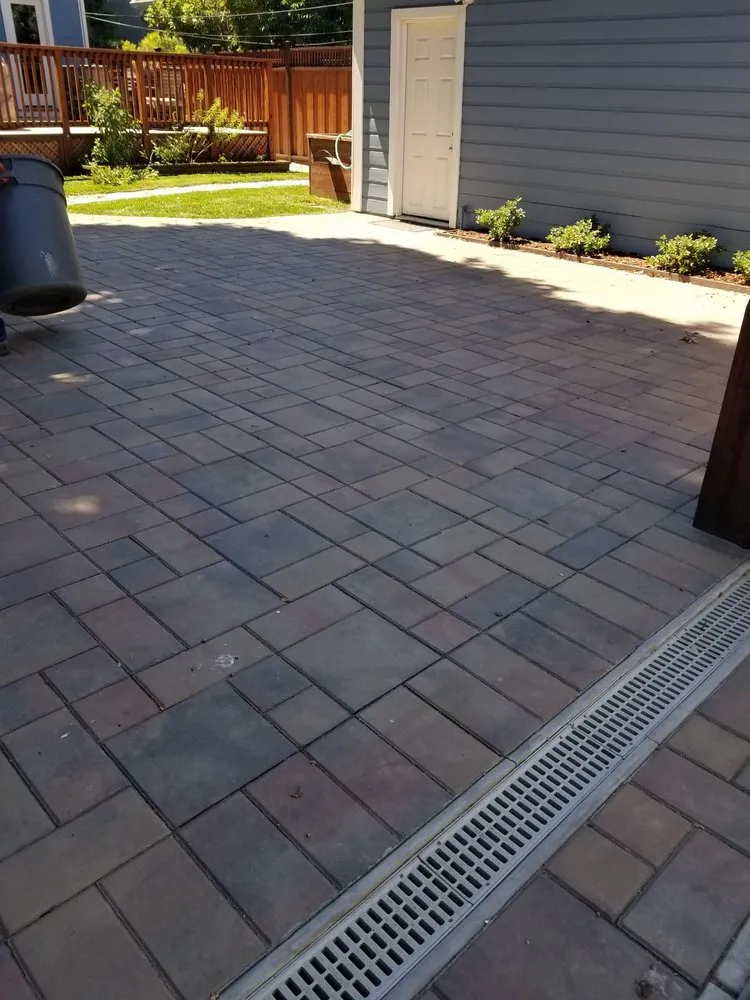 Professional yard maintenance with custom design across Redwood City, CA - Landscaping Hidalgo