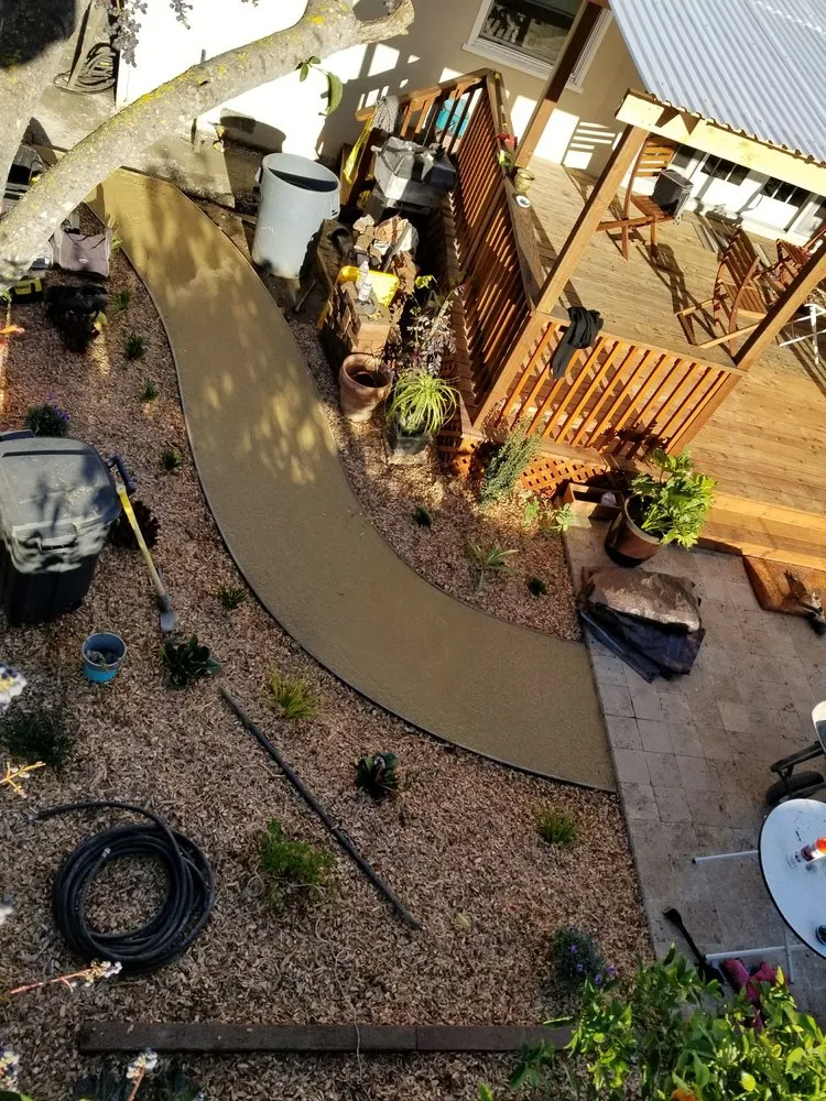 Affordable yard maintenance in Redwood City, CA by Landscaping Hidalgo