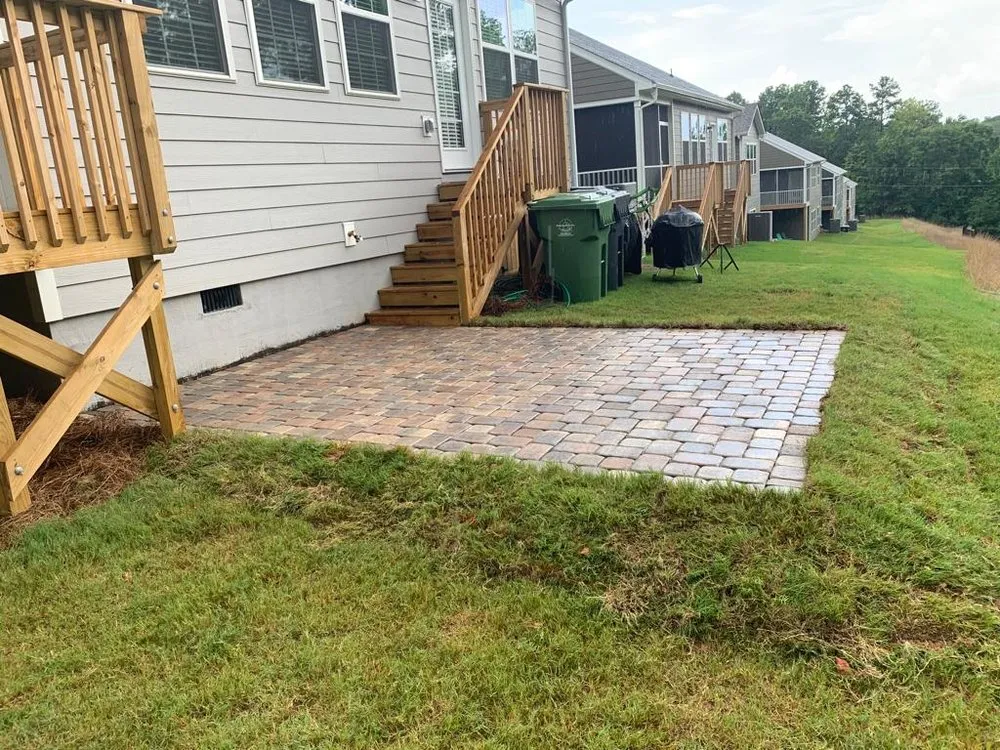 Custom garden landscaping experts serving Charlotte, NC - Landscaping Jobs