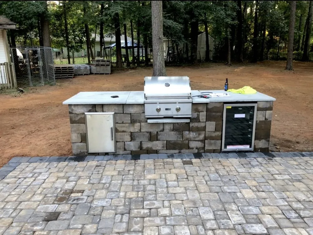 Local outdoor landscaping in Charlotte, NC - Landscaping Jobs