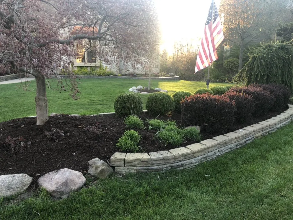 Custom residential landscaping in Waterford Township, MI - Landscaping Kings