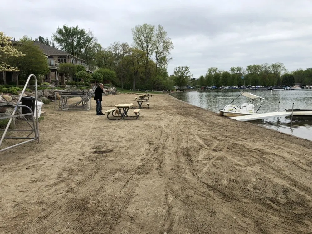 Custom yard cleanup service in Waterford Township, MI by Landscaping Kings