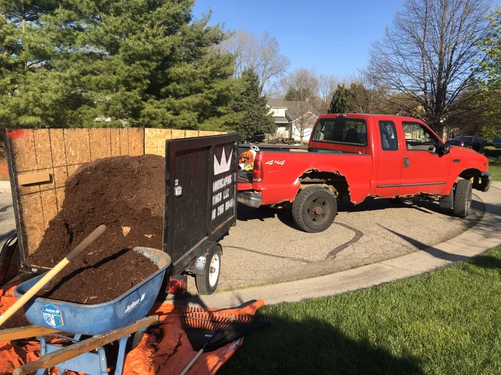 Expert landscaping services experts serving Waterford Township, MI - Landscaping Kings