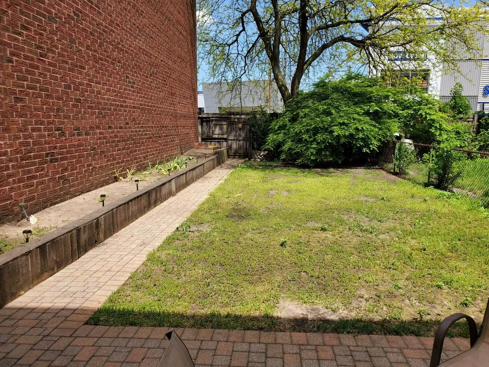 Reliable outdoor landscaping experts serving Chicago, IL - Landscaping Maintenance by Moritz Welt