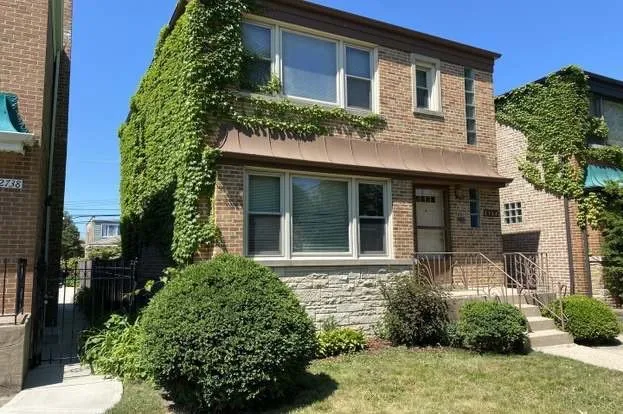 Reliable landscaping services for homes in Chicago, IL by Landscaping Maintenance by Moritz Welt