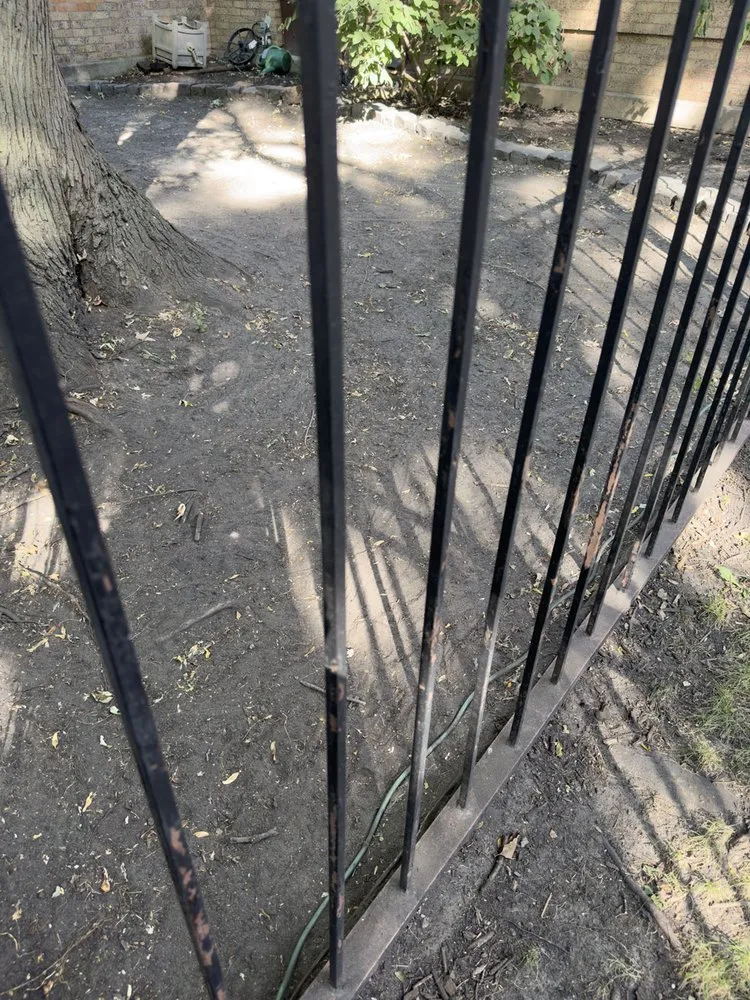 Trusted lawn care service experts serving Chicago, IL - Landscaping Maintenance by Moritz Welt