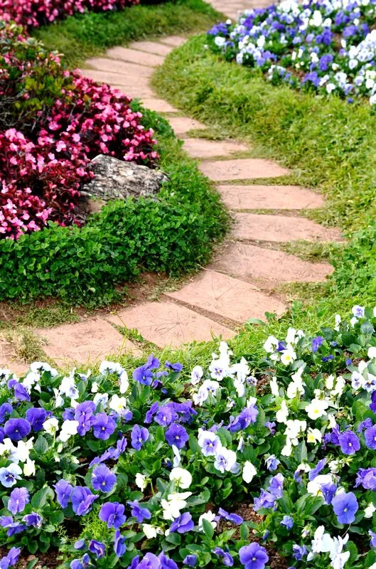 Trusted lawn care service for homes in Oklahoma CIty, OK by Landscaping OKC