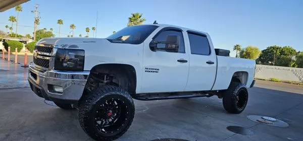 Landscaping Professional Service Logo