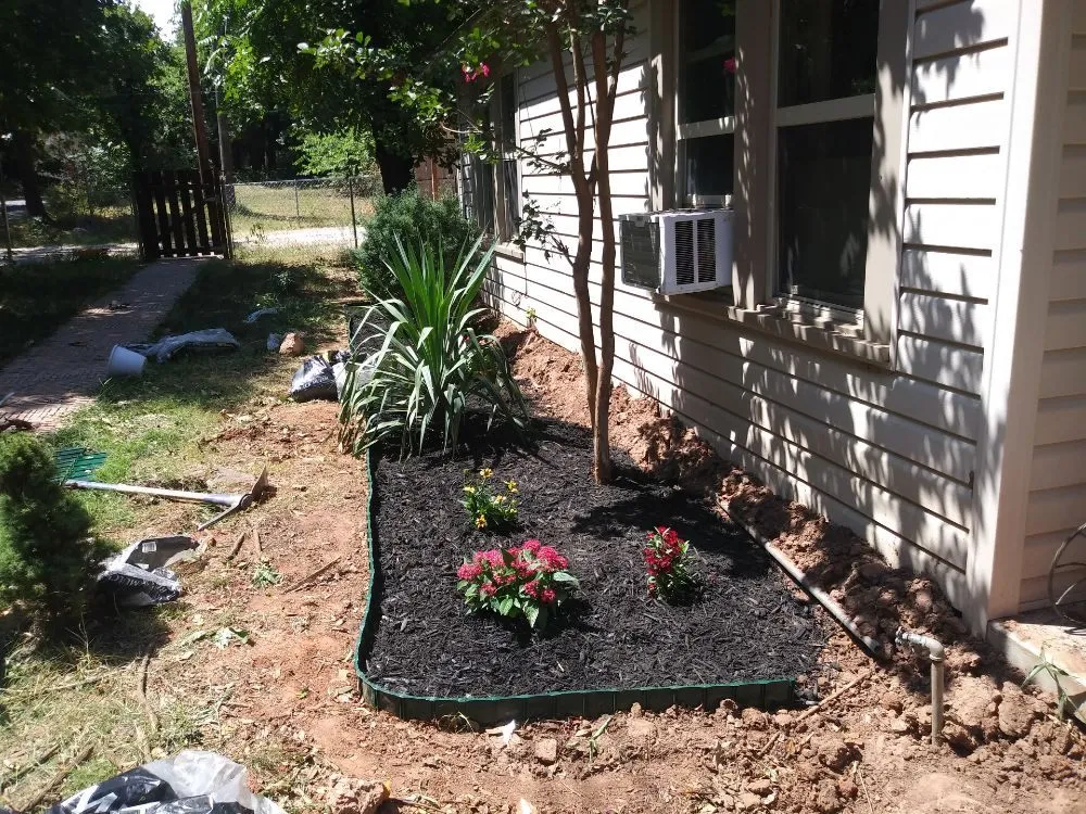 Top-rated lawn mowing service for beautiful yards across Oklahoma City, OK - Landscaping Ramirez