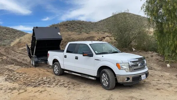 Landscaping Randy Logo