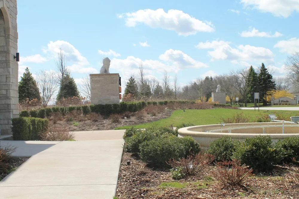 Local yard cleanup service in Hoffman Estates, IL - Landscaping Schaumburg