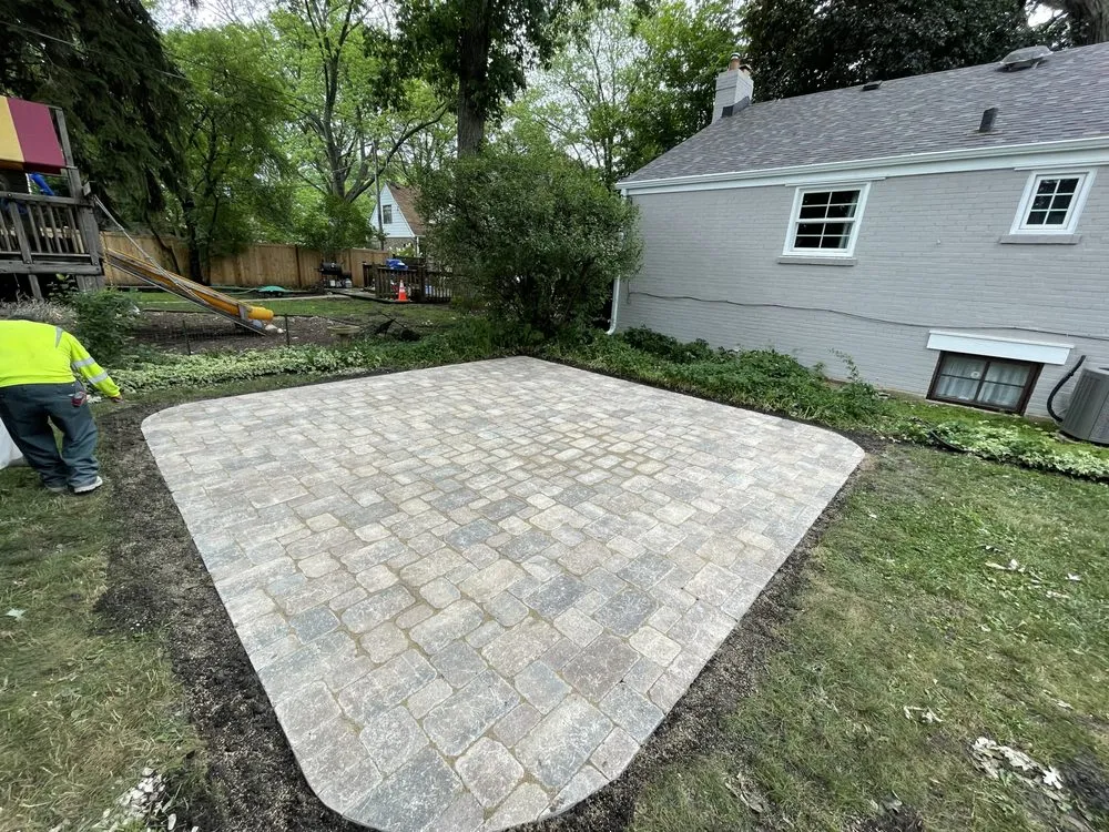 Expert landscape design in Buffalo Grove, IL - Landscaping Solutions